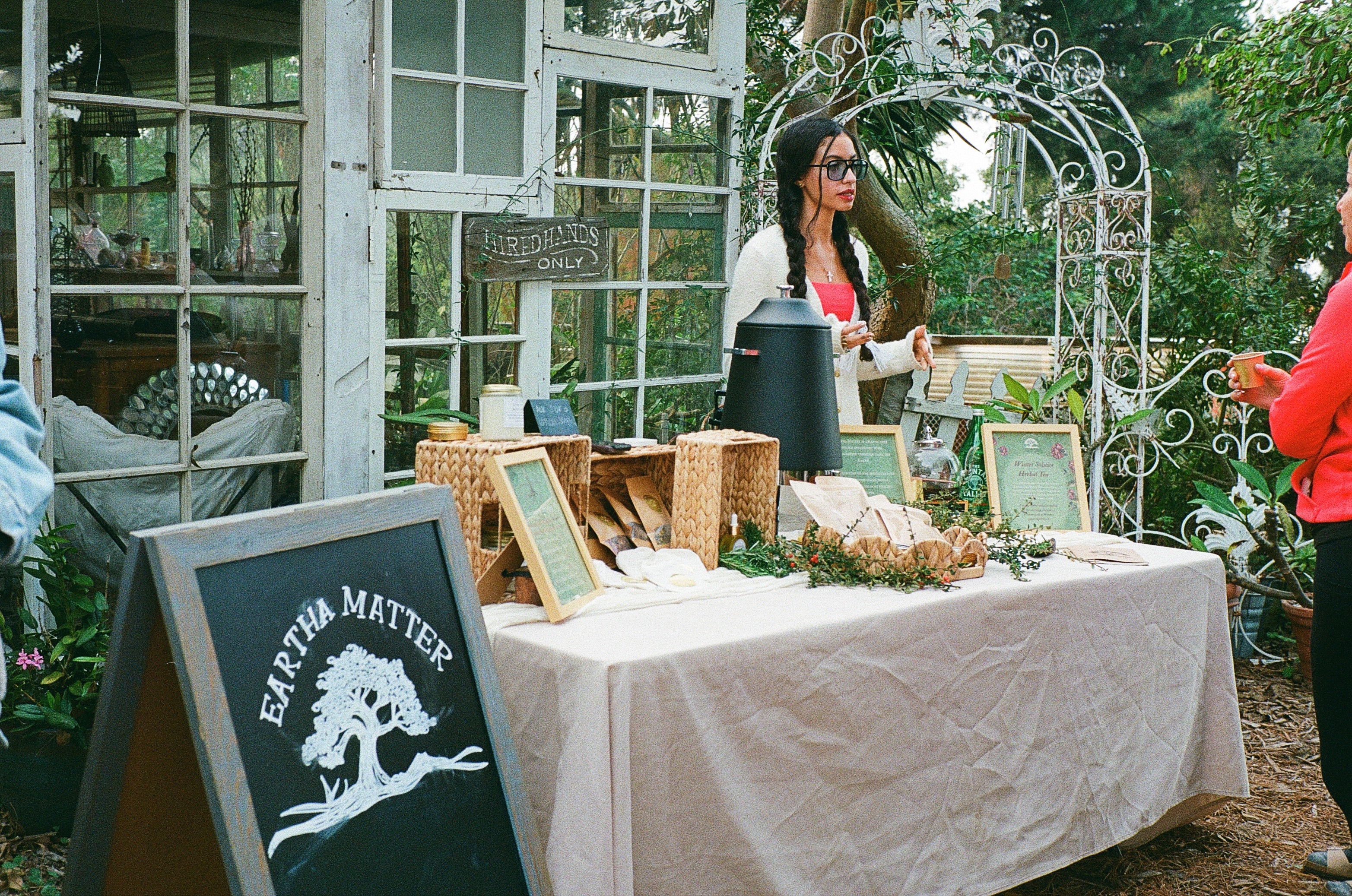 Hera’s Table: Herbs, Hormones, and Cycles Workshop