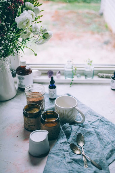 Morning Blooms Stoneware Measuring Cups