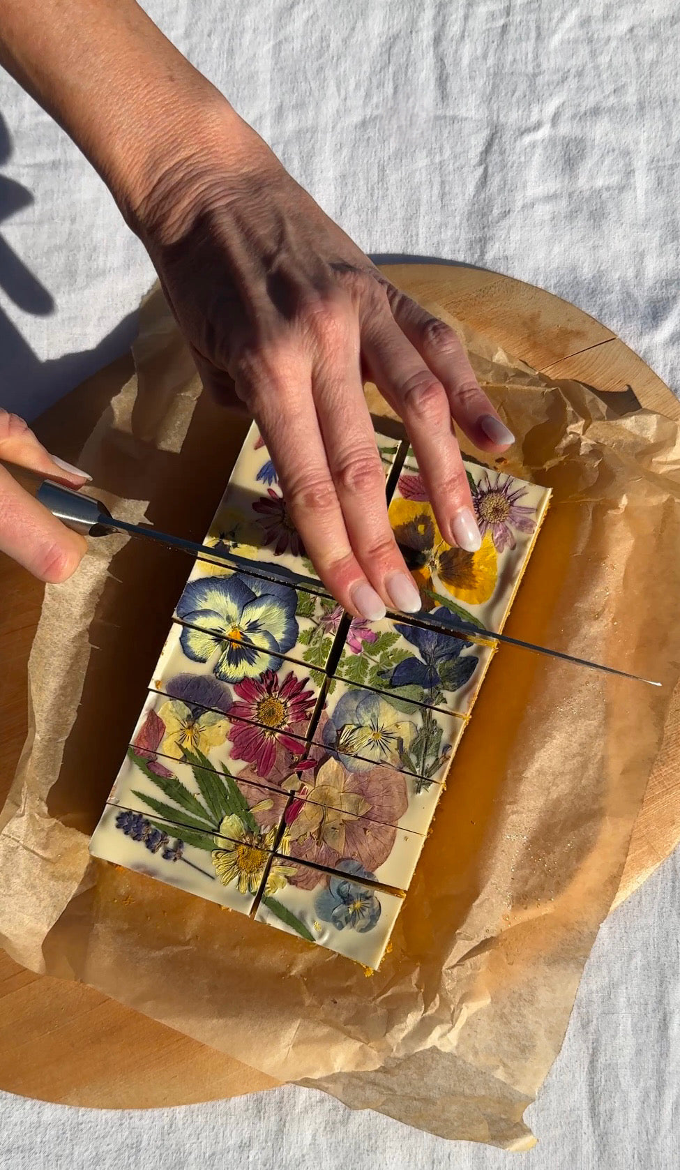 FLORAL SUNSHINE GANACHE Blondies