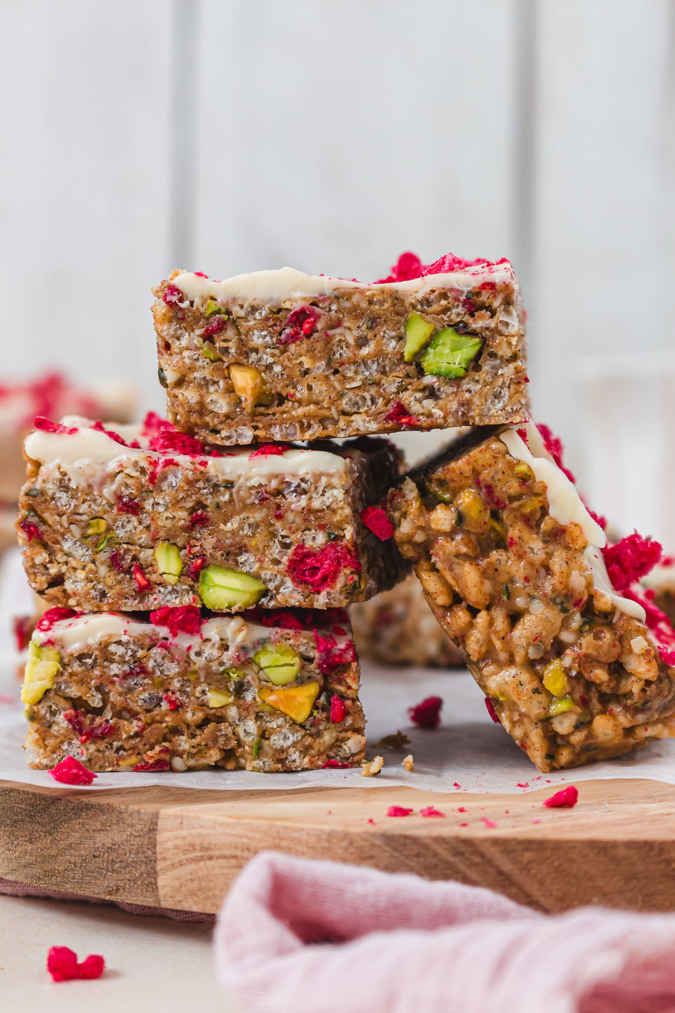 PISTACHIO + RASPBERRY CRISPY Squares with Vanilla Chai Protein