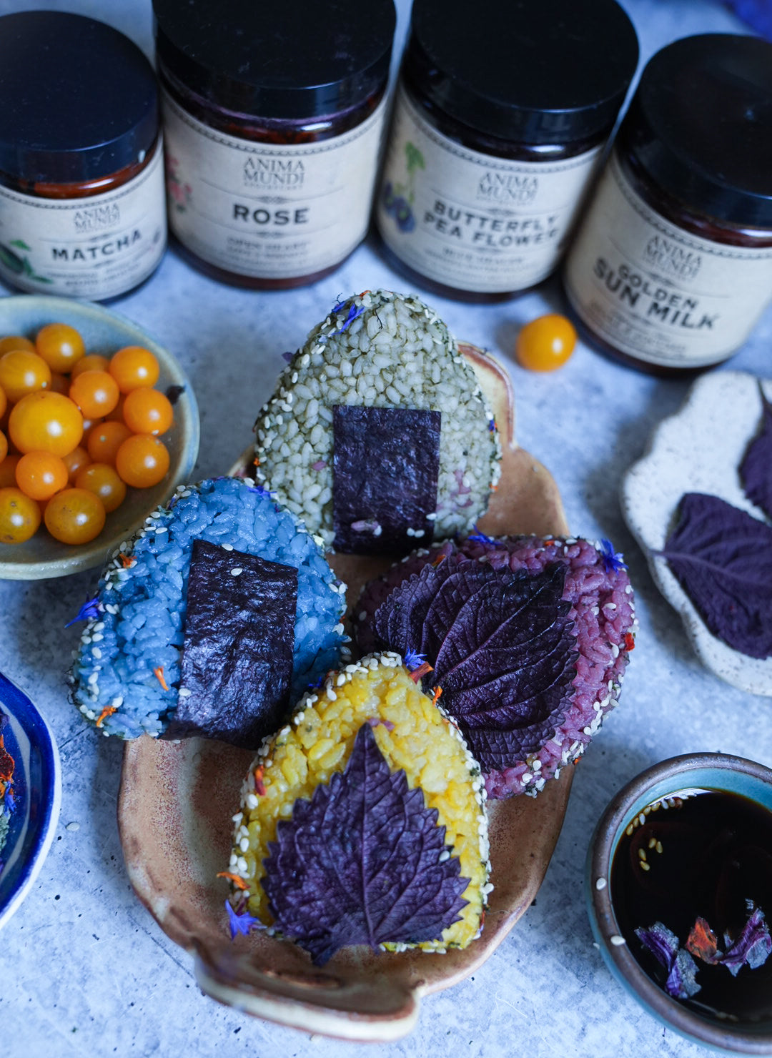 RAINBOW ONIGIRI WITH Herbal Color-Changing Magic