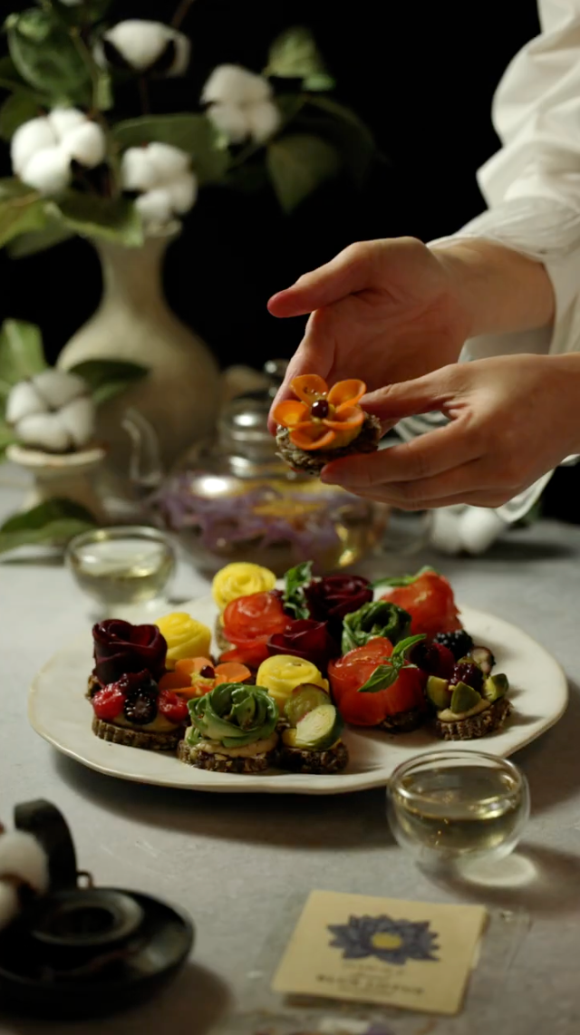 FLOWERS ON A Plate