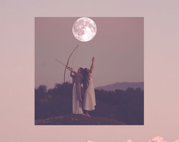 FULL MOON IN Sagittarius: Opening Our Hearts to Emotional Climax
