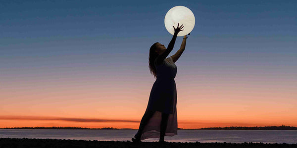TODAY'S FULL MOON + What That Means for Your Moon Sign