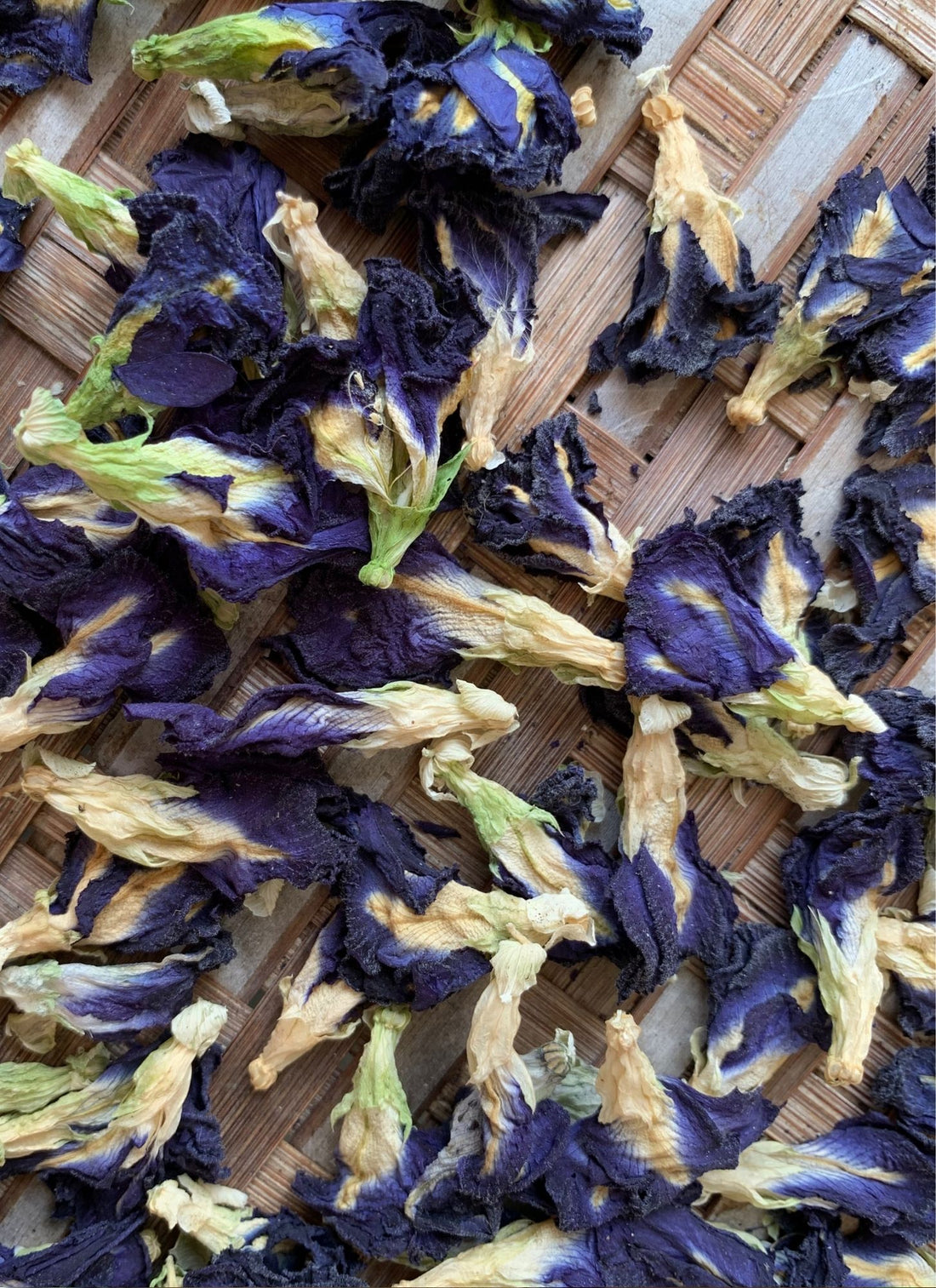 WHOLE BUTTERFLY PEA FLOWERS | Organic Blue Healer*