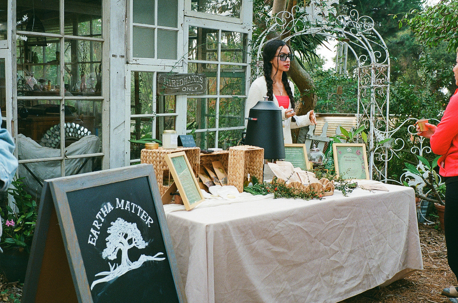 Hera’s Table: Herbs, Hormones, and Cycles Workshop